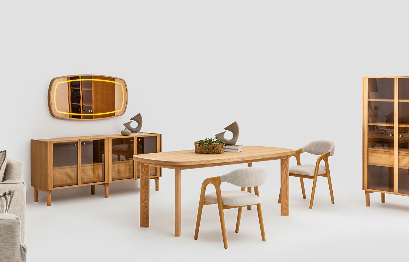 Advantages of Natural Wood and Solid Furniture when Choosing a Dining Table